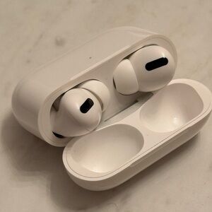 AirPods Pro 1st Gen